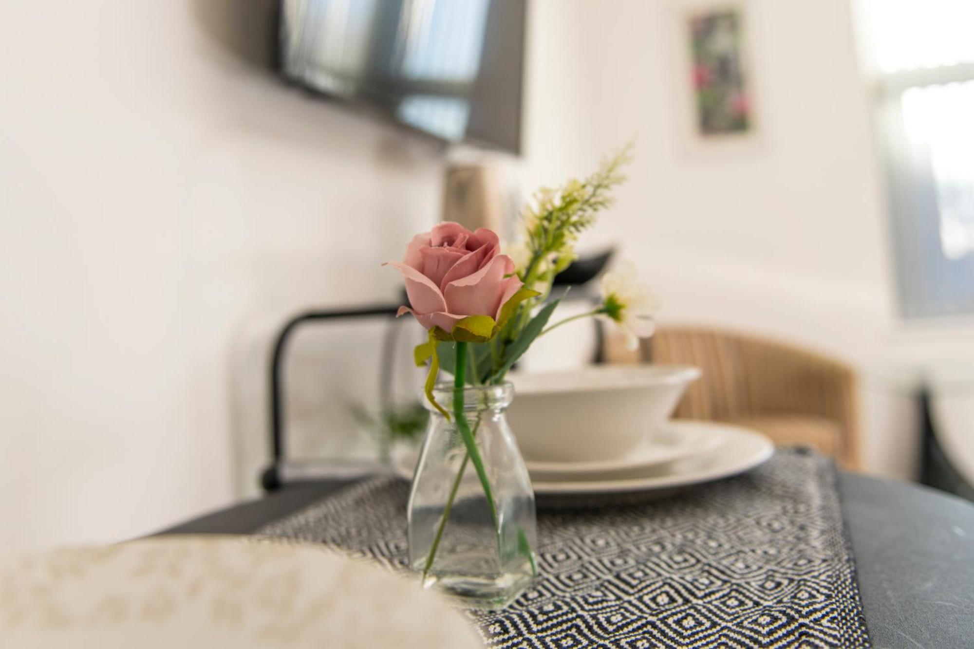 Cozy Studio Flat For Rent Appartement Preston  Buitenkant foto